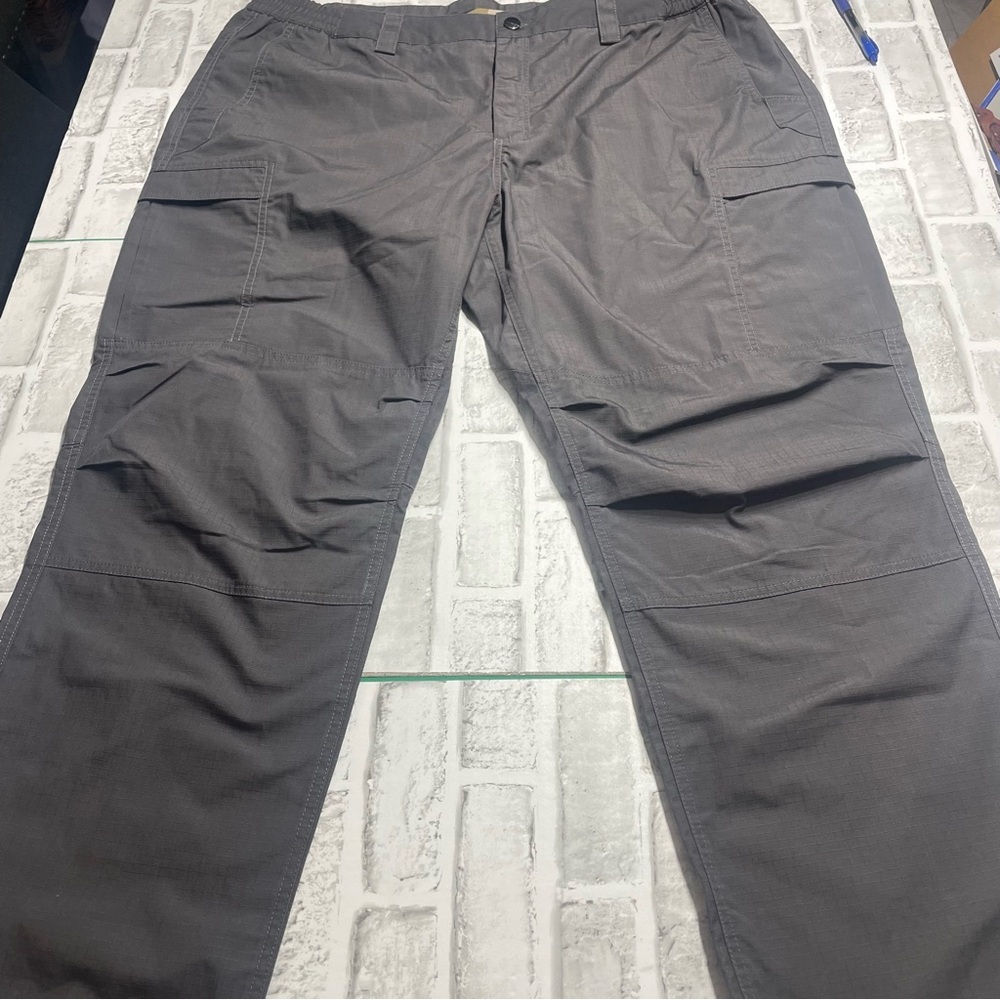 Free Soldier Men’s Tactical gear outdoor gray pants. Cargo hiking. 44x30. NWOT.